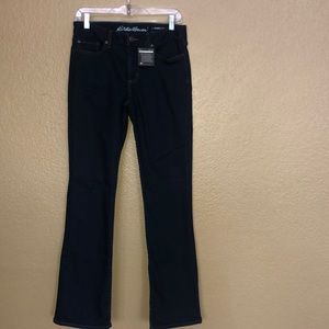 NWT Eddie Bauer Slightly Curvy Bootcut Jeans - 6